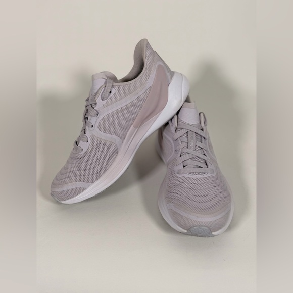 NWOB New Lululemon Blissfeel 2 Womens Running Shoe Faint Lavender / White - Picture 6 of 8